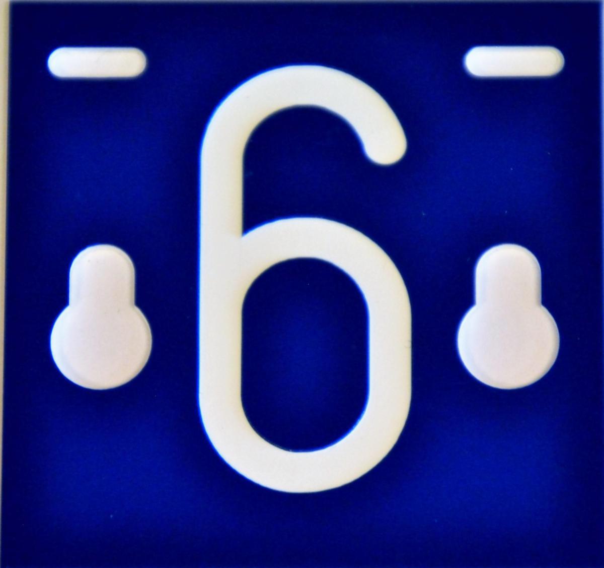 Merkeskilt til iso-sikringsbrytere Melbye - Merkeskilt blå 6 64x64x3.2mm tosidig