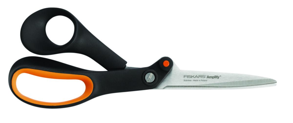 Saks Fiskars Amplify - Saks Amplify Fiskars 21cm serratert blad