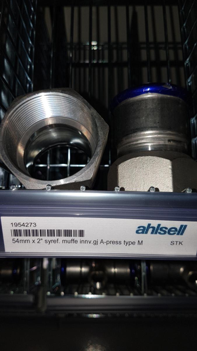 Overgangsmuffe innvendig gjenget, syrefast, A-press - 18mmx 3/4"syref.muffe innv.gj. A-press type M