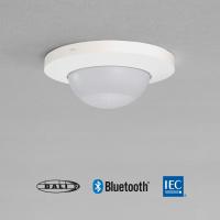 Tilstedeværelsessensor 230 V 2-kanals master 32-37m innfelling med SnapFit