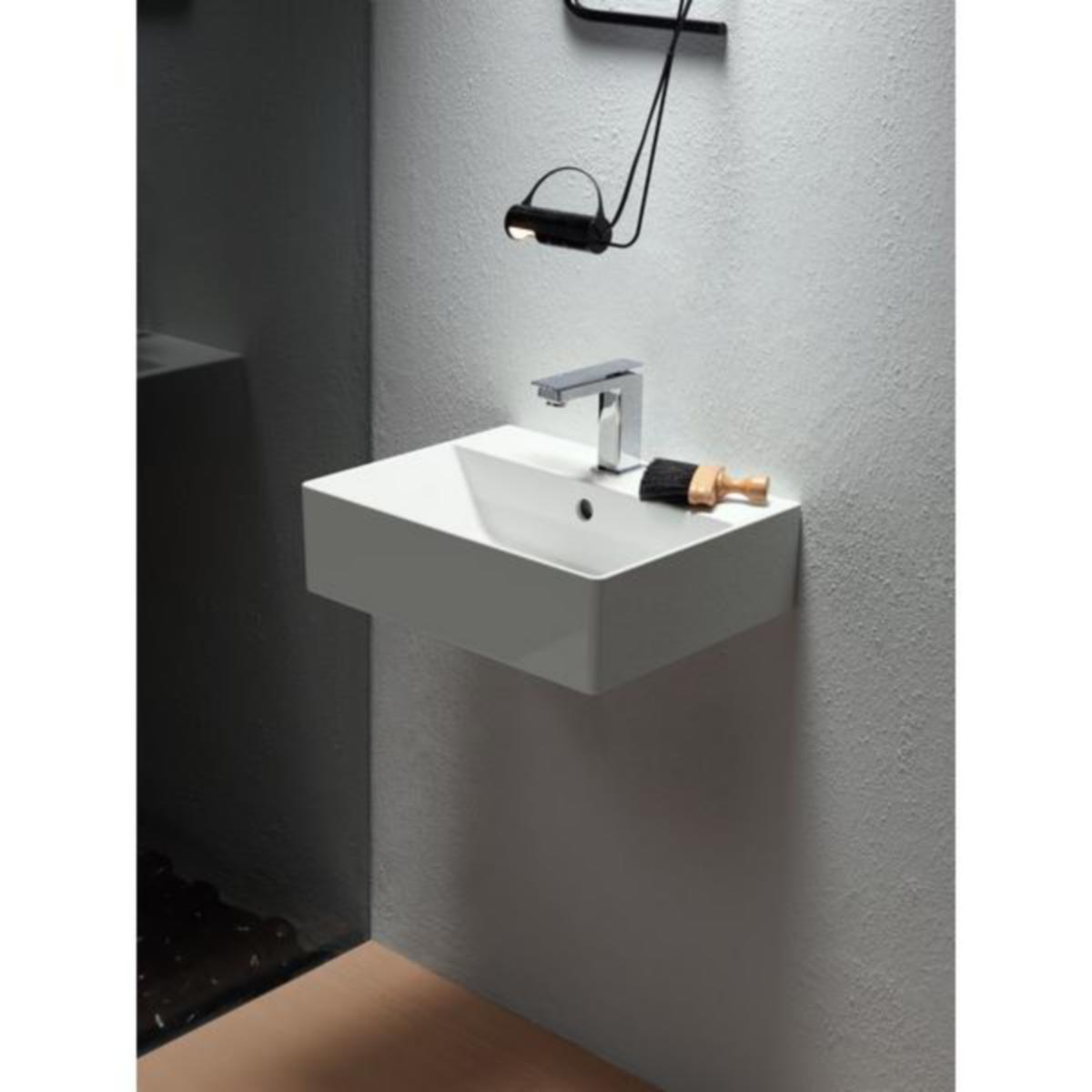 https://www.youtube.com/watch?v=/external-assets/JPEGlarge800_800/38/69/EnvironmentalImage75153869.jpg