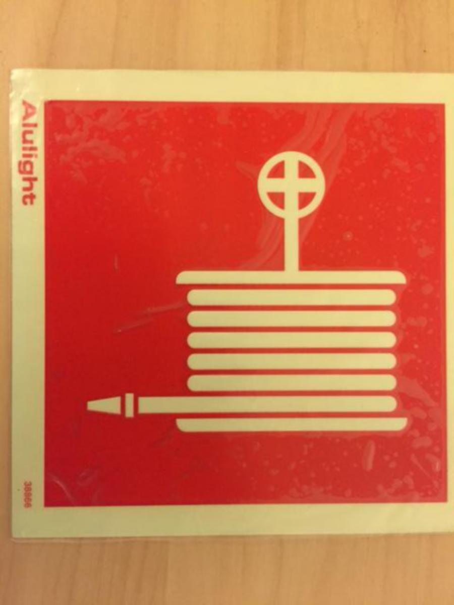 Flatt skilt brannslange, Presto - 200x200mm Skilt for Brannslang 20x20cm flat alulight